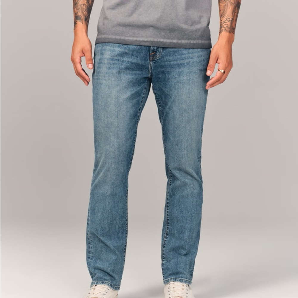 abercrombie & fitch signature stretch athletic straight jean